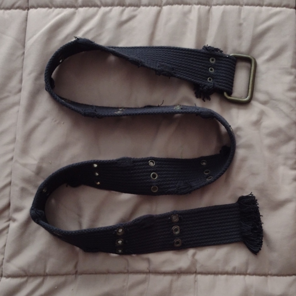 3 hole web belt - black